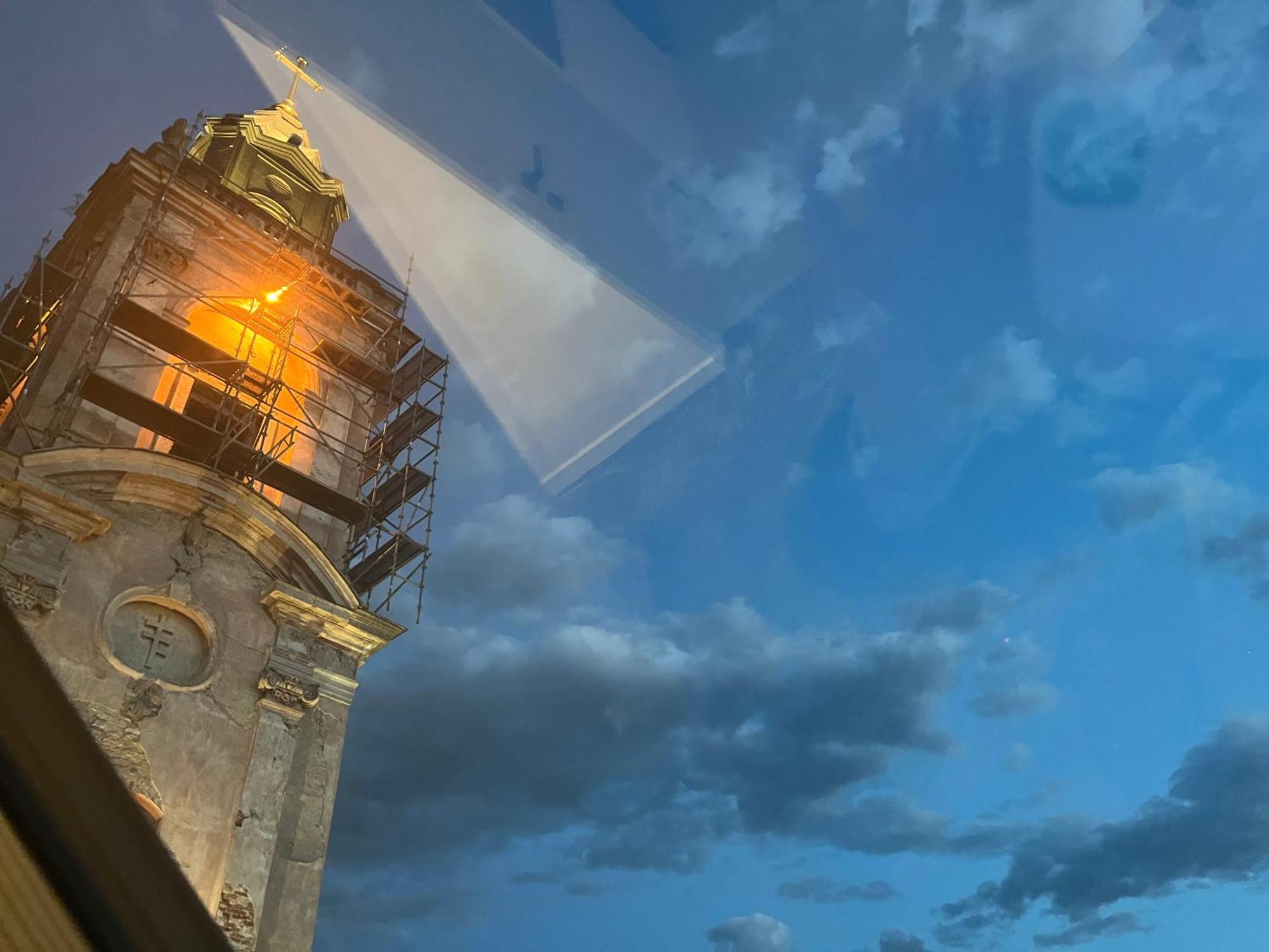 U Dominicana Kam'janec'-Podil's'kyj Esterno foto